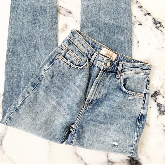 Free People Dakota Straight Leg Distressed Jeans - Picture 6 of 7